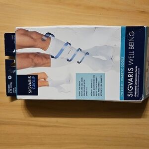 NWT Sigvaris Group 8-15 mmHg 160CM00 Eversoft Diabetic Socks Crew Sz.M